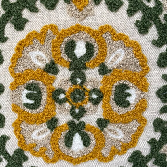 Hand embroidered Indian pillow with leather tassel - Picture 3 of 5